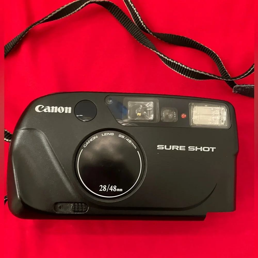 Canon Sure Shot Black Film Camera with case - Picture 1 of 9